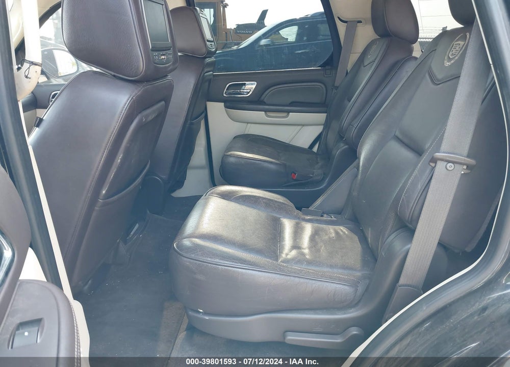 2011 CADILLAC ESCALADE PLATINUM EDITION VIN: 1GYS4DEF4BR146637