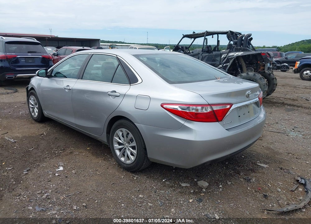 2016 TOYOTA CAMRY LE VIN: 4T4BF1FK2GR554196