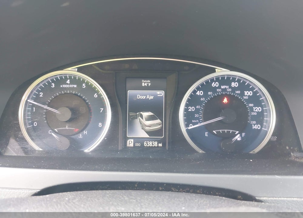 2016 TOYOTA CAMRY LE VIN: 4T4BF1FK2GR554196