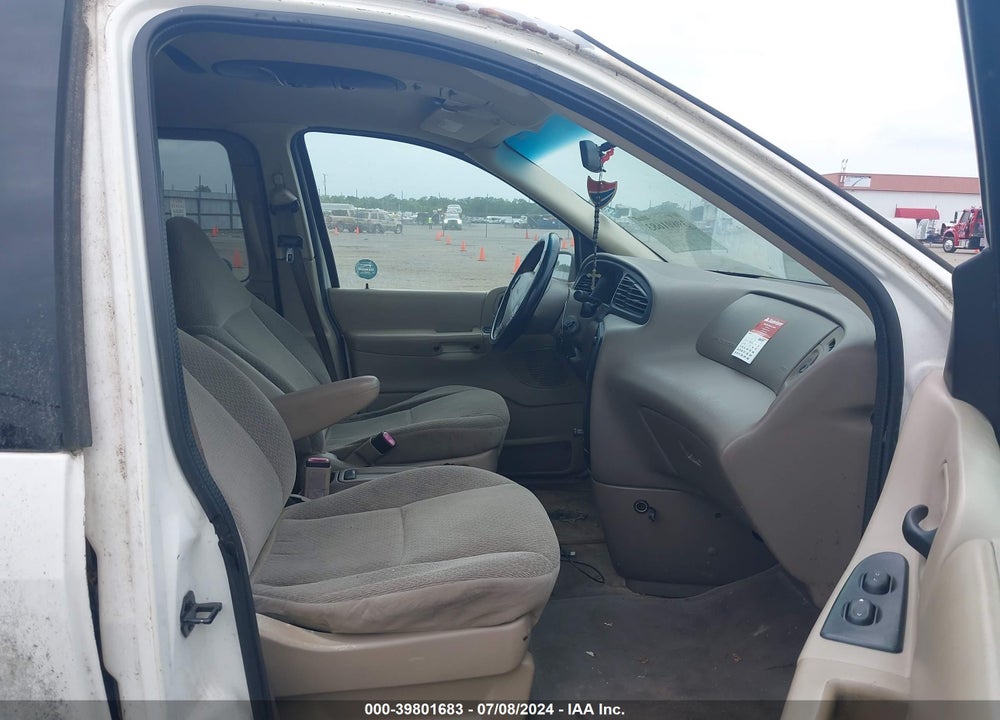 2000 FORD WINDSTAR LX VIN: 2FMZA5149YBB66400