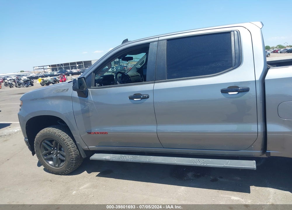 2021 CHEVROLET SILVERADO 1500 4WD SHORT BED LT TRAIL BOSS VIN: 3GCPYFED6MG282197