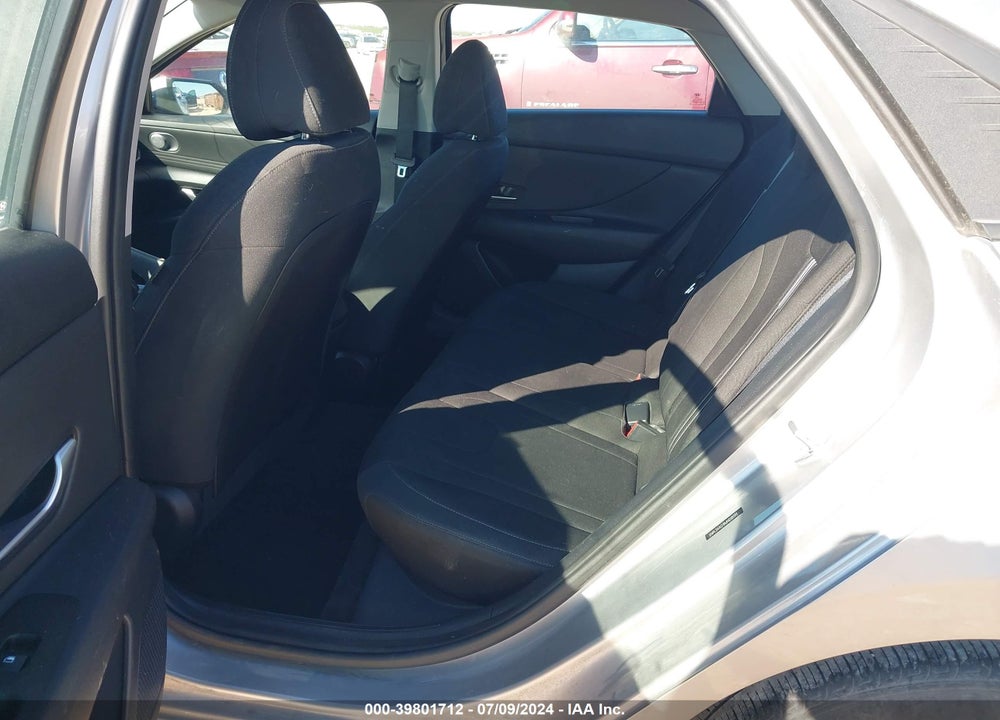 2021 HYUNDAI ELANTRA SEL VIN: 5NPLS4AG9MH038393