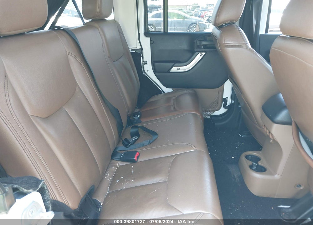 2014 JEEP WRANGLER UNLIMITED SAHARA VIN: 1C4BJWEG2EL286065
