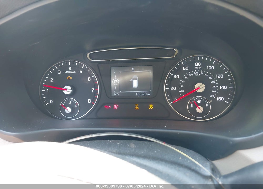 2016 KIA SORENTO 2.4L LX VIN: 5XYPGDA35GG051217
