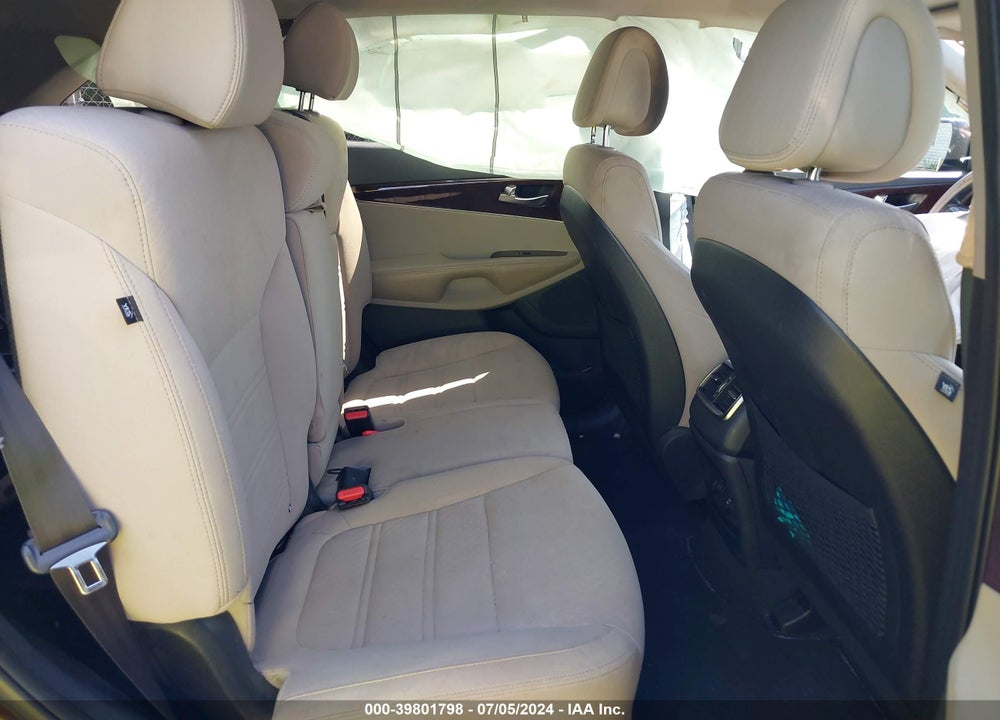 2016 KIA SORENTO 2.4L LX VIN: 5XYPGDA35GG051217