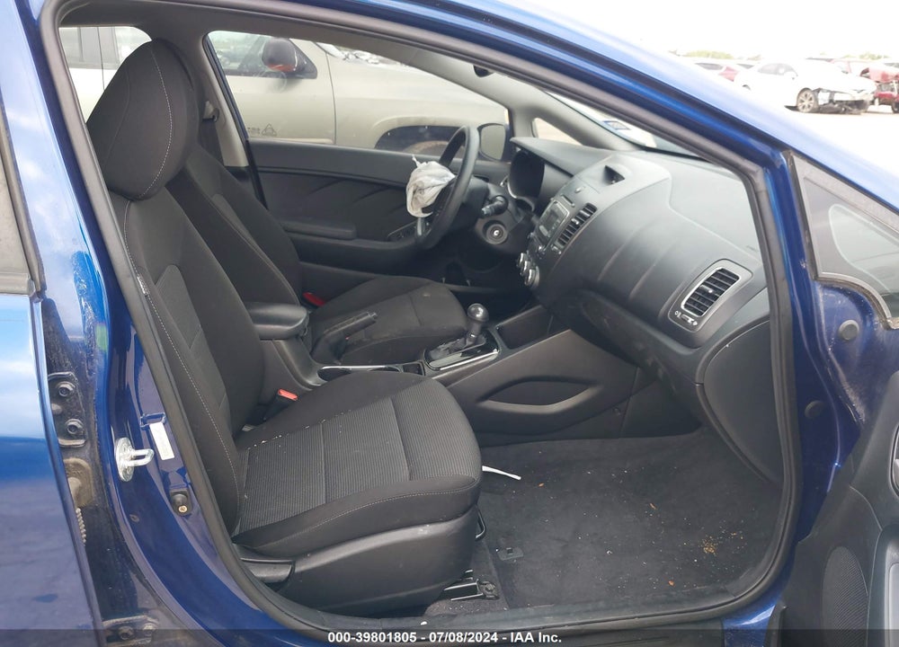 2017 KIA FORTE LX VIN: 3KPFK4A78HE135835