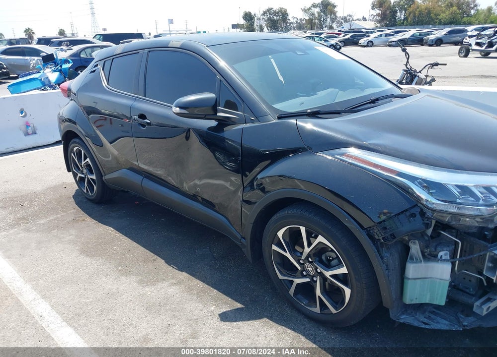 2021 TOYOTA C-HR XLE VIN: JTNKHMBXXM1114845