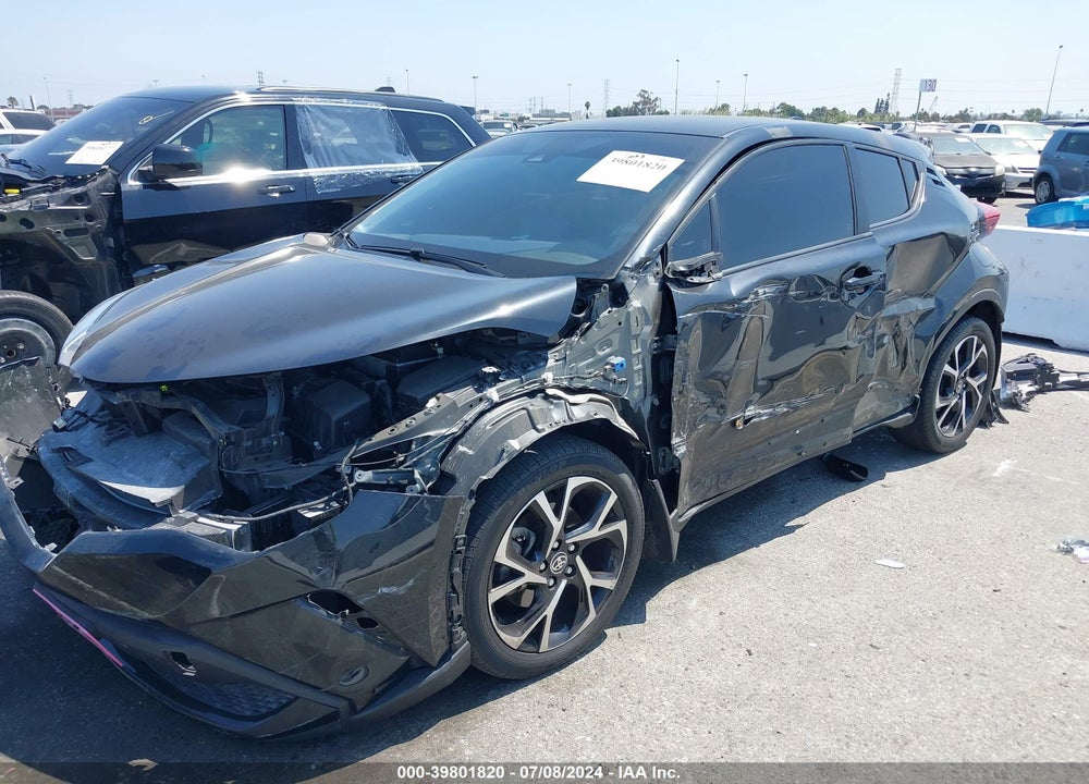 2021 TOYOTA C-HR XLE VIN: JTNKHMBXXM1114845