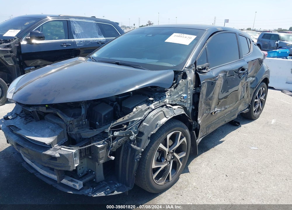 2021 TOYOTA C-HR XLE VIN: JTNKHMBXXM1114845