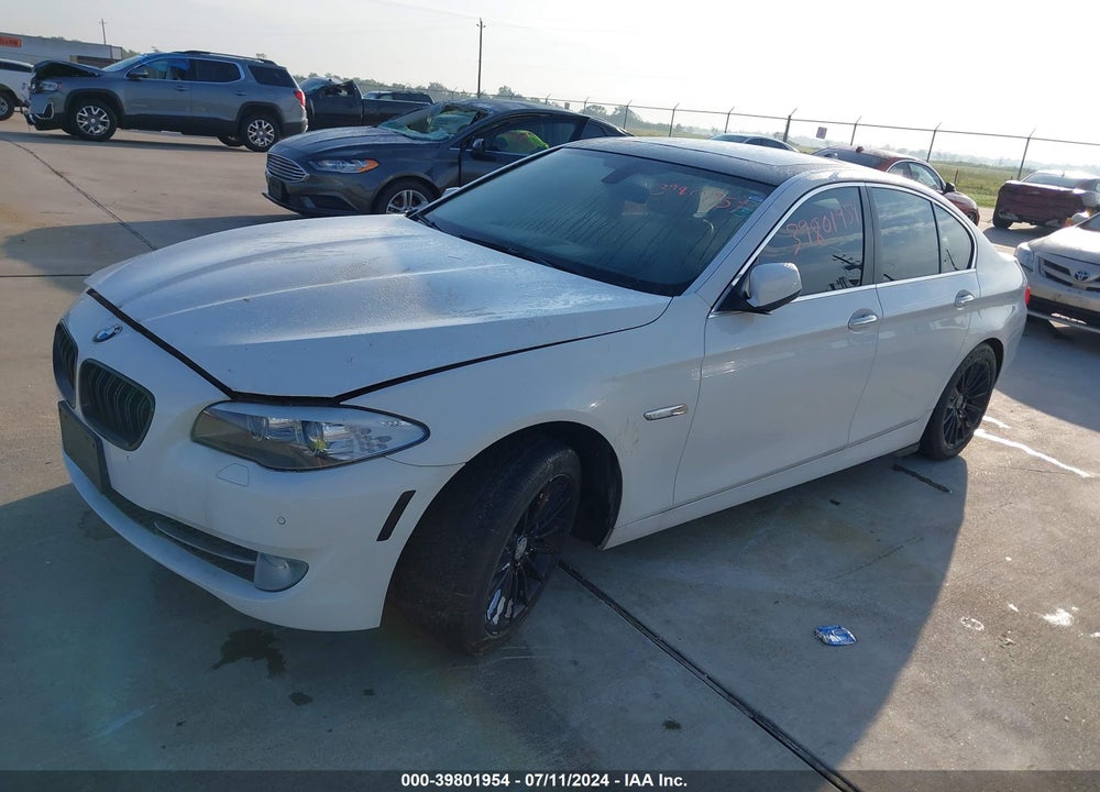 2013 BMW 528I XDRIVE VIN: WBAXH5C59DDW12608