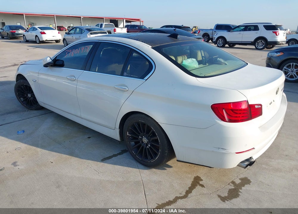 2013 BMW 528I XDRIVE VIN: WBAXH5C59DDW12608