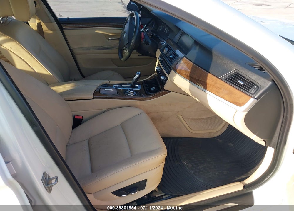 2013 BMW 528I XDRIVE VIN: WBAXH5C59DDW12608