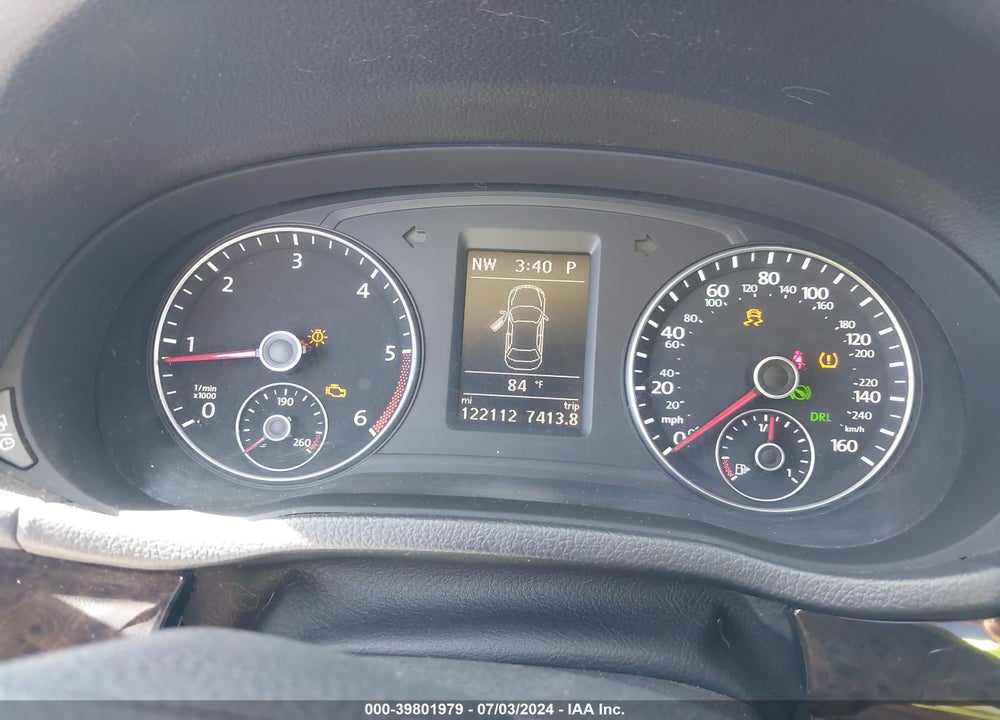 2015 VOLKSWAGEN PASSAT 2.0L TDI SEL PREMIUM VIN: 1VWCV7A35FC010172