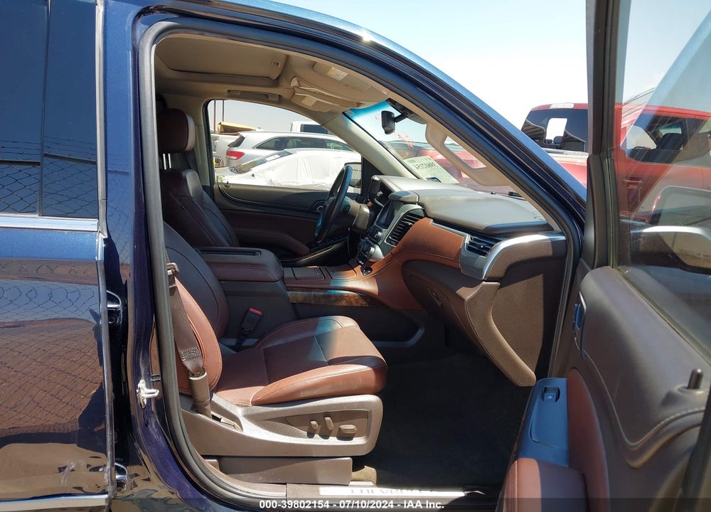 2017 CHEVROLET SUBURBAN PREMIER VIN: 1GNSKJKC5HR305699