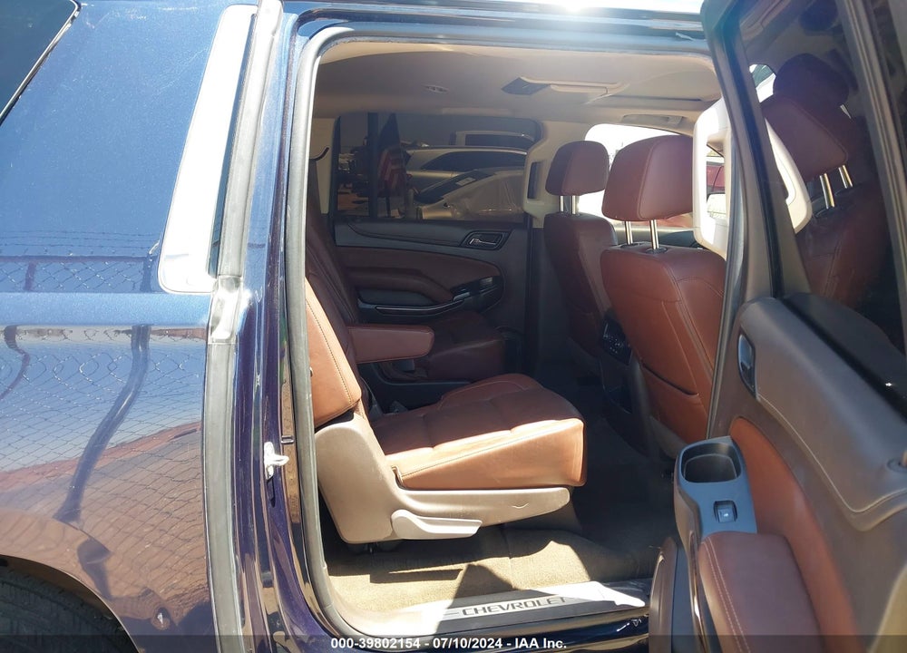 2017 CHEVROLET SUBURBAN PREMIER VIN: 1GNSKJKC5HR305699