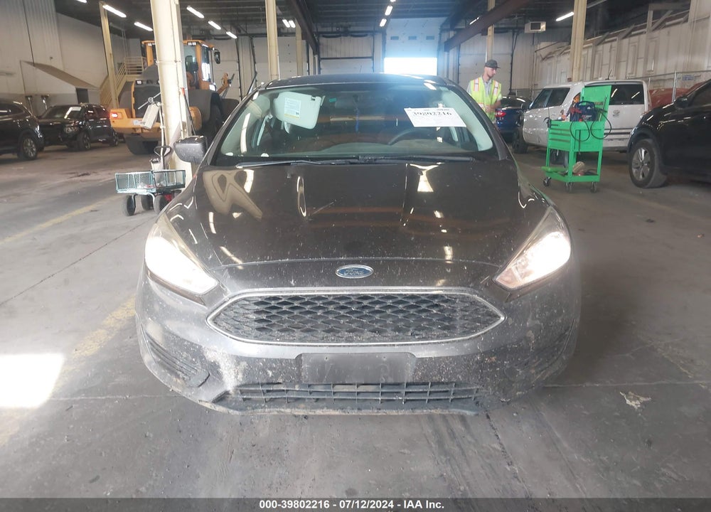 2018 FORD FOCUS SE VIN: 1FADP3F21JL327357