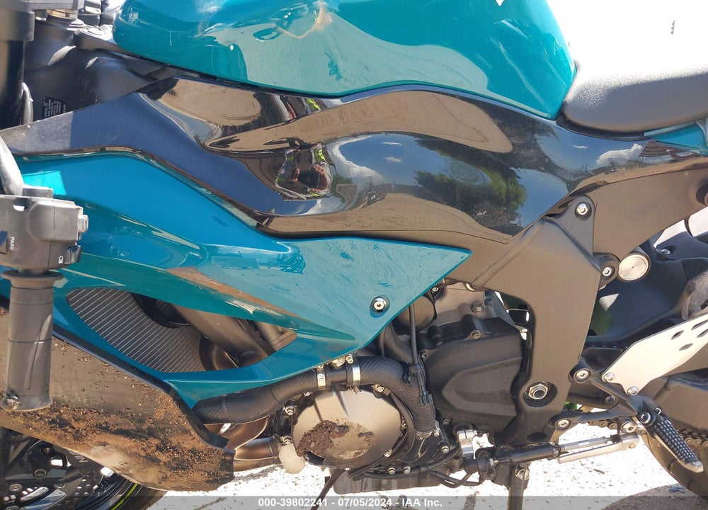 2021 KAWASAKI ZX636 K VIN: JKBZXJH13MA007195