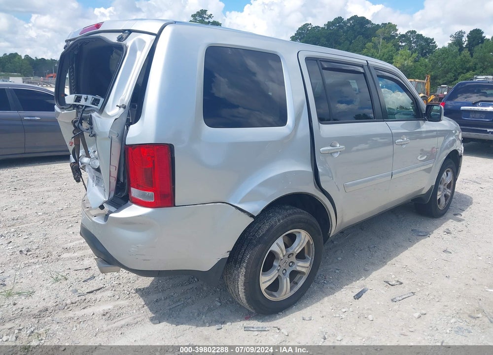2013 HONDA PILOT EX VIN: 5FNYF4H46DB029073