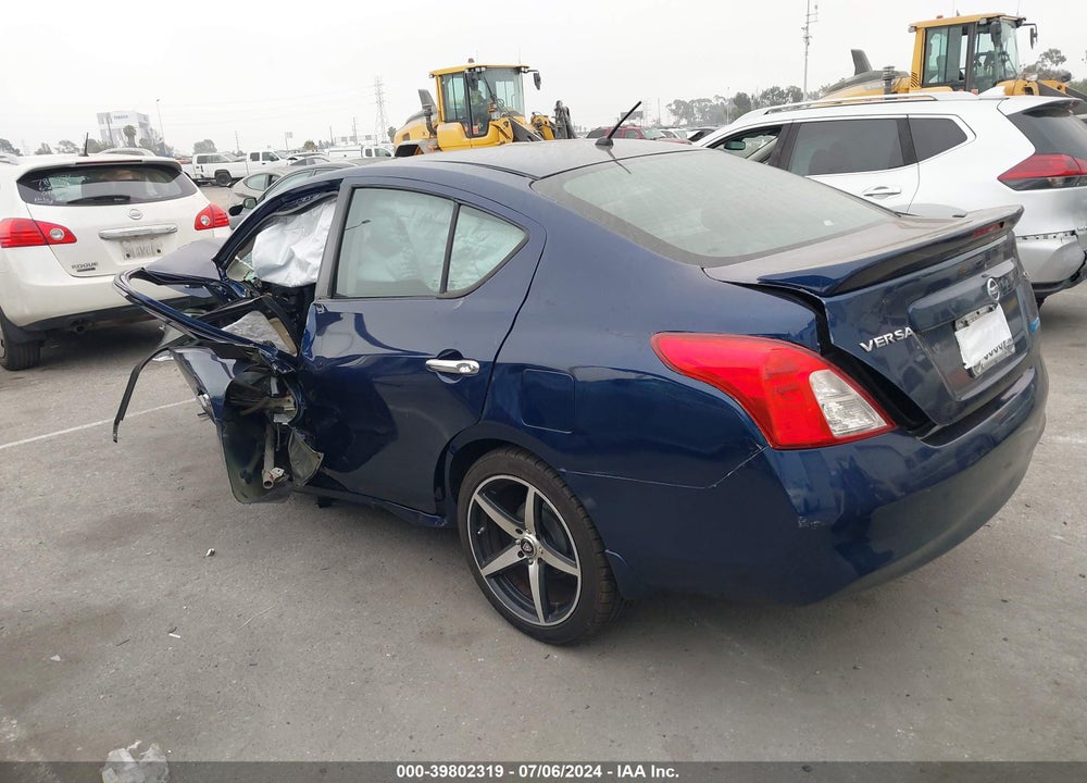 2014 NISSAN VERSA 1.6 SV VIN: 3N1CN7AP8EL863189