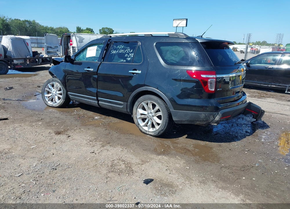 2013 FORD EXPLORER XLT VIN: 1FM5K7D80DGA62225