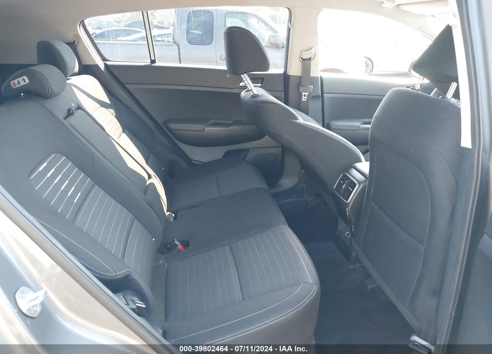 2017 KIA SPORTAGE VIN: KNDPMCAC2H7288801
