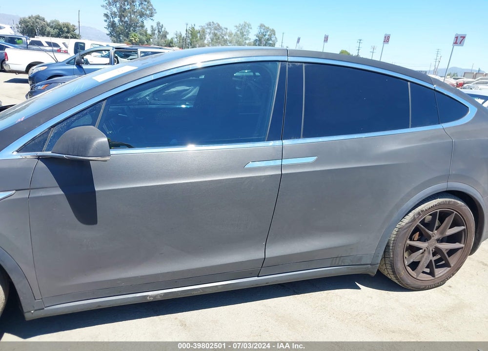 2016 TESLA MODEL X 60D/70D/75D/90D/P100D VIN: 5YJXCBE20GF006727