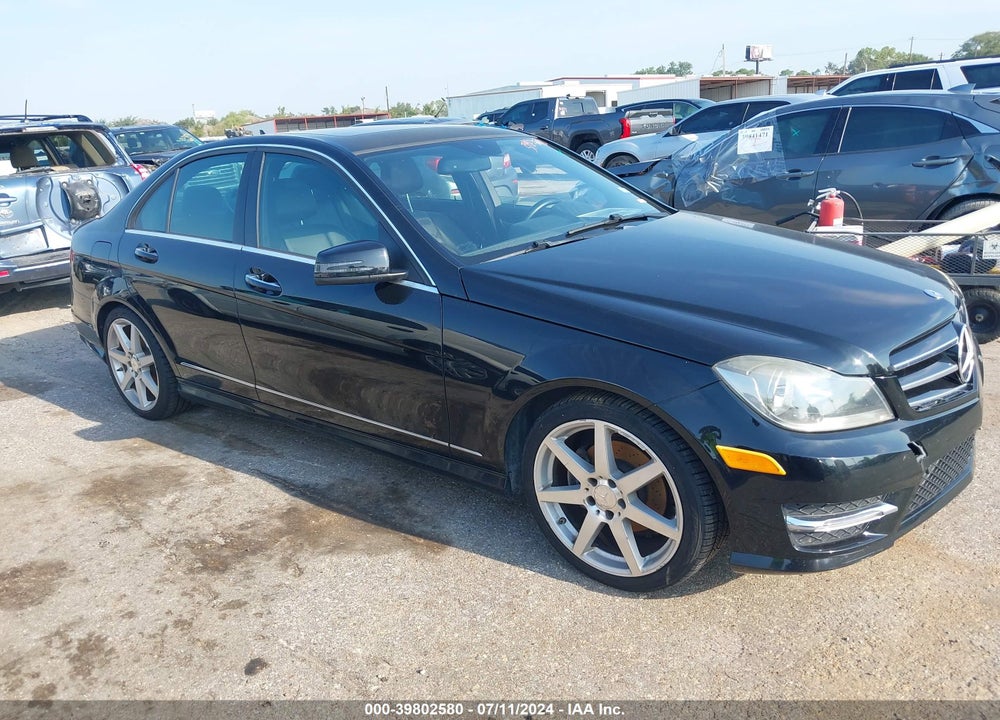2014 MERCEDES-BENZ C 250 VIN: WDDGF4HB8EA954903