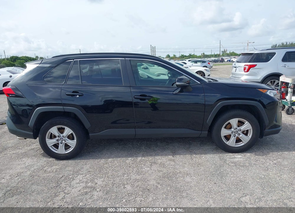 2020 TOYOTA RAV4 XLE VIN: JTMP1RFV1LD059378