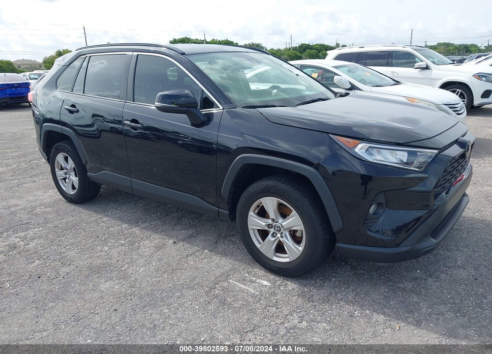 2020 TOYOTA RAV4 XLE VIN: JTMP1RFV1LD059378