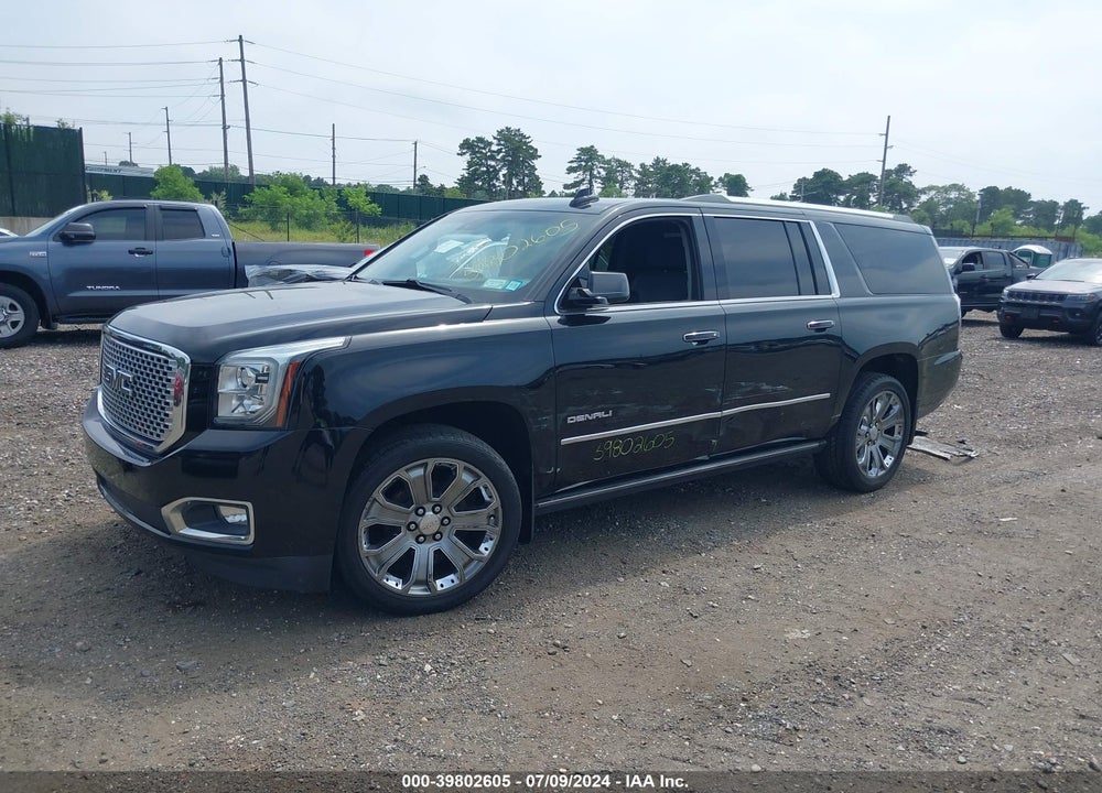 2016 GMC YUKON XL DENALI VIN: 1GKS2HKJ9GR324890
