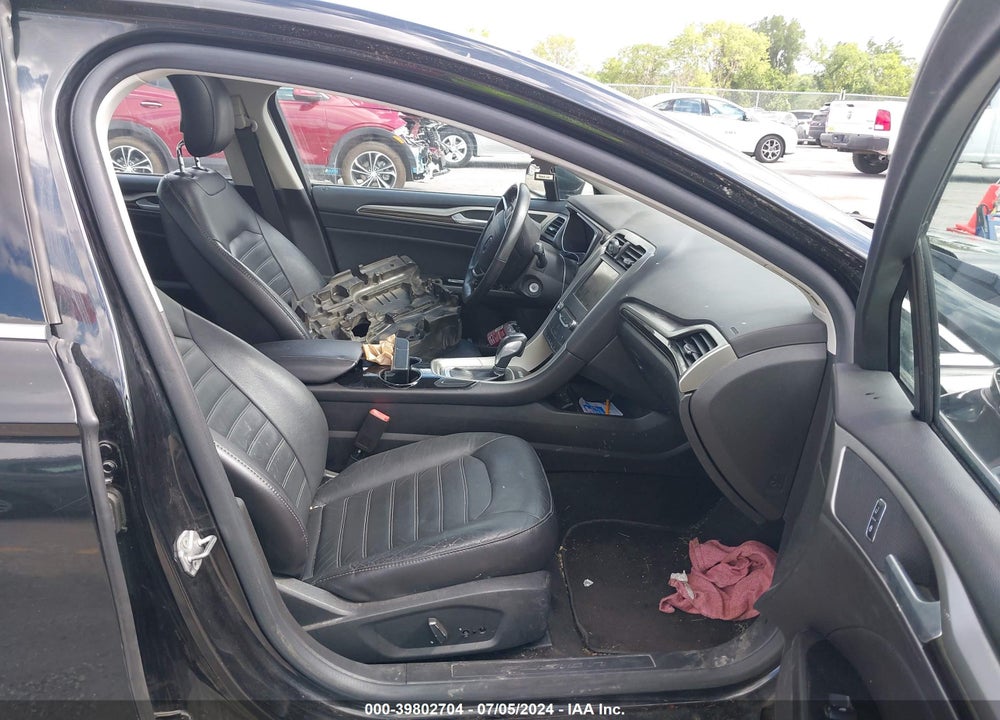 2014 FORD FUSION SE VIN: 3FA6P0HD2ER375284