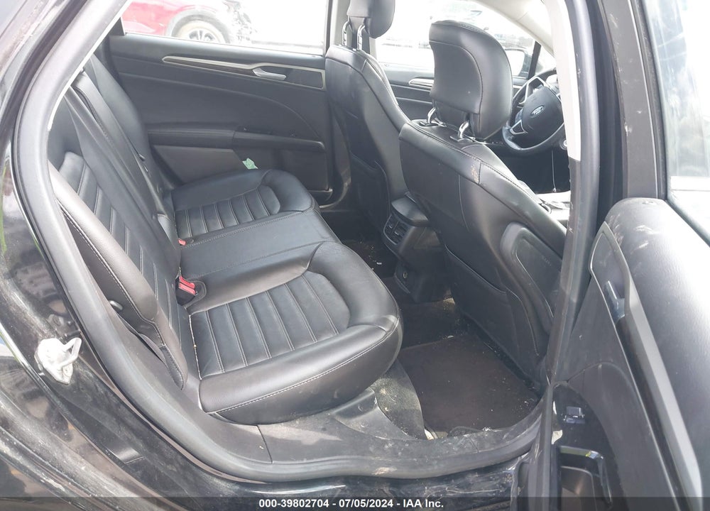 2014 FORD FUSION SE VIN: 3FA6P0HD2ER375284