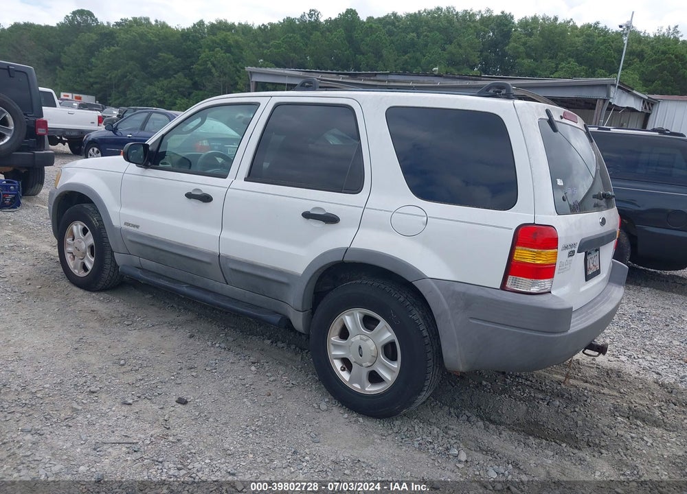 2001 FORD ESCAPE XLT VIN: 1FMYU03131KF10159