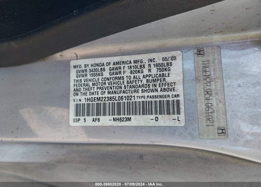 2005 HONDA CIVIC VP VIN: 1HGEM22385L061021