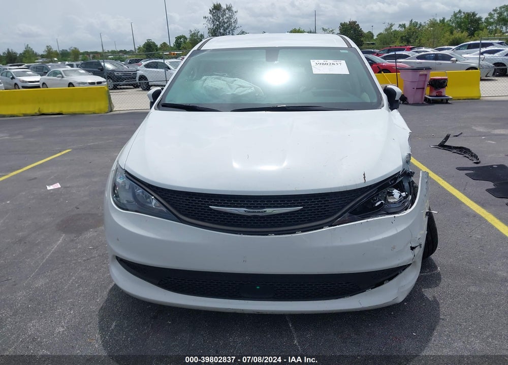 2022 CHRYSLER VOYAGER LX VIN: 2C4RC1CG5NR152947