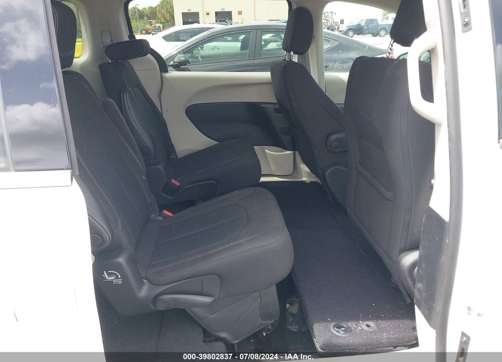 2022 CHRYSLER VOYAGER LX VIN: 2C4RC1CG5NR152947