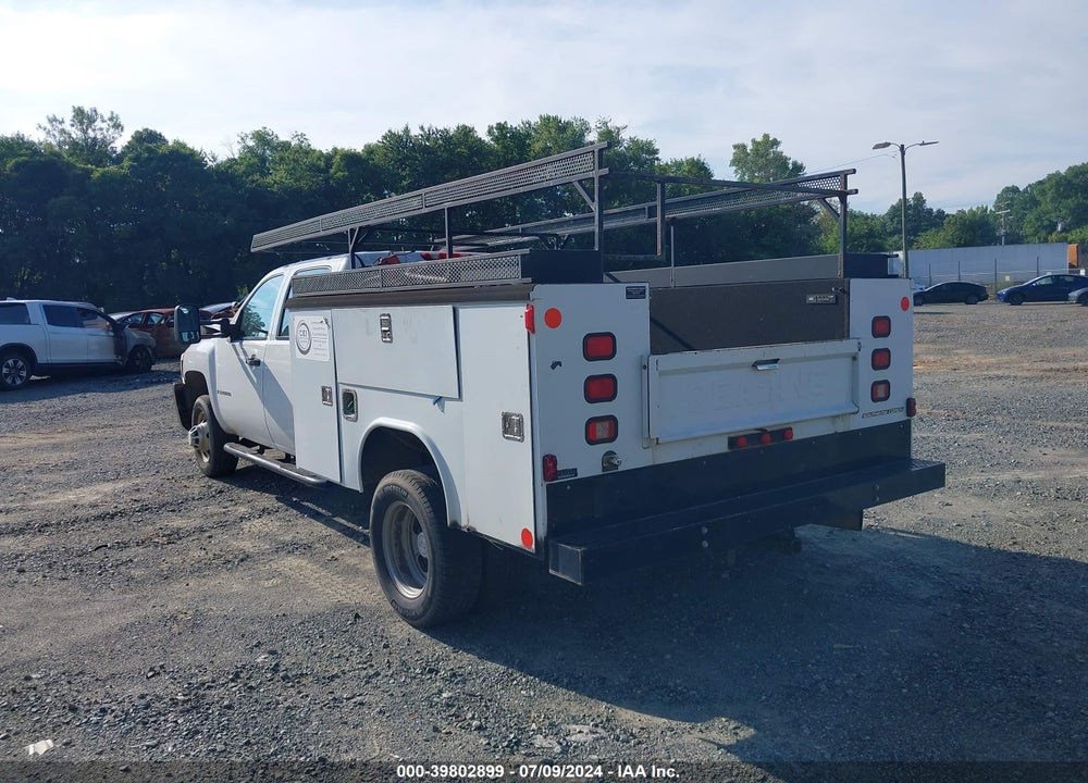 2008 CHEVROLET SILVERADO 3500HD WORK TRUCK VIN: 1GBJC33628F183847