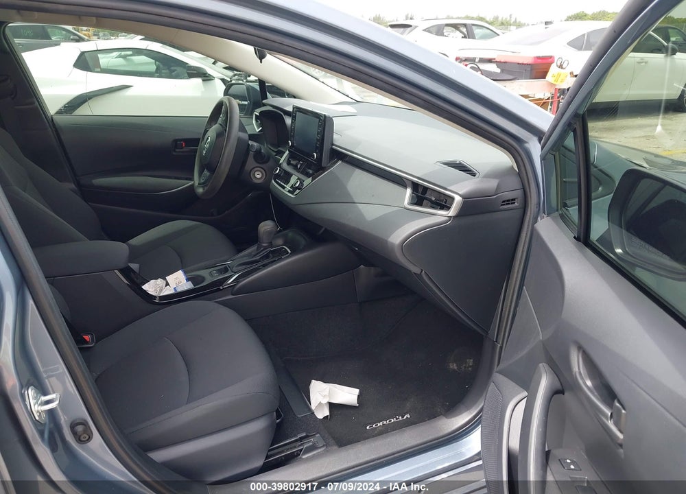 2022 TOYOTA COROLLA LE VIN: JTDEPMAE0N3023075