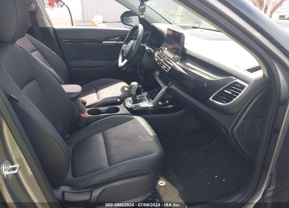 2023 KIA SELTOS EX VIN: KNDERCAA5P7466870
