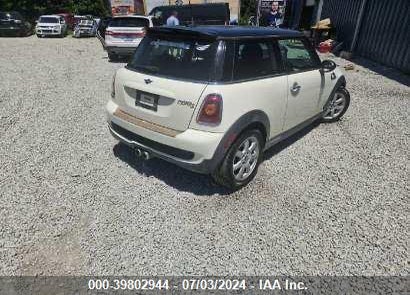 2009 MINI COOPER VIN: WMWMF73539TW85247