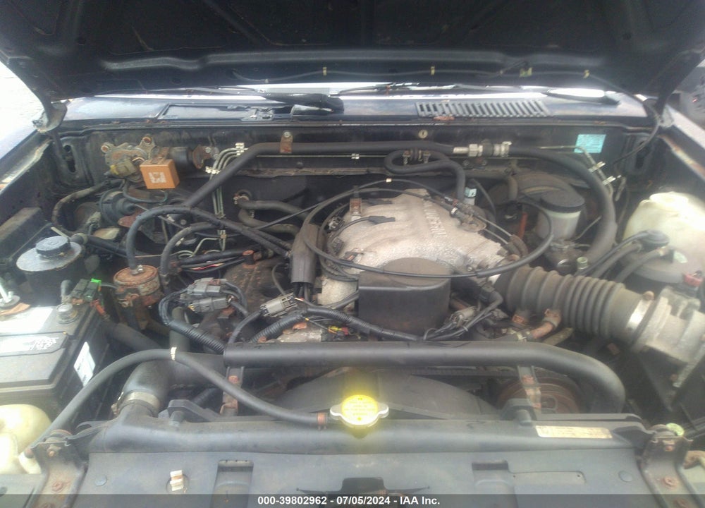 1995 NISSAN TRUCK KING CAB SE/KING CAB XE VIN: 1N6HD16Y4SC384695