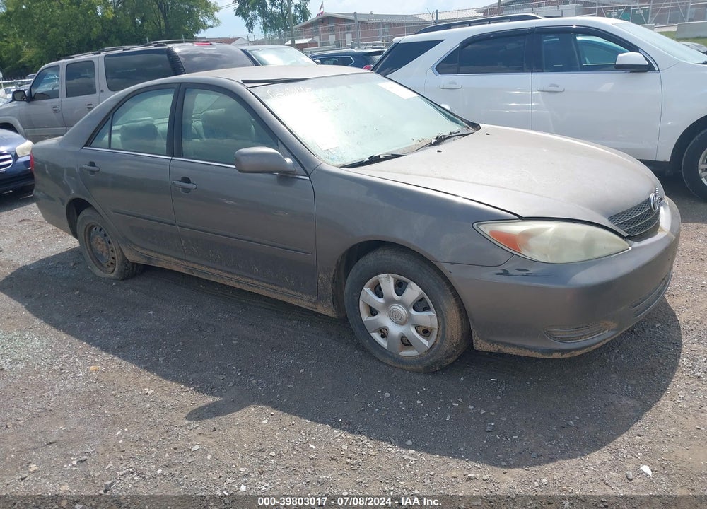 2004 TOYOTA CAMRY LE VIN: 4T1BE32K44U811644
