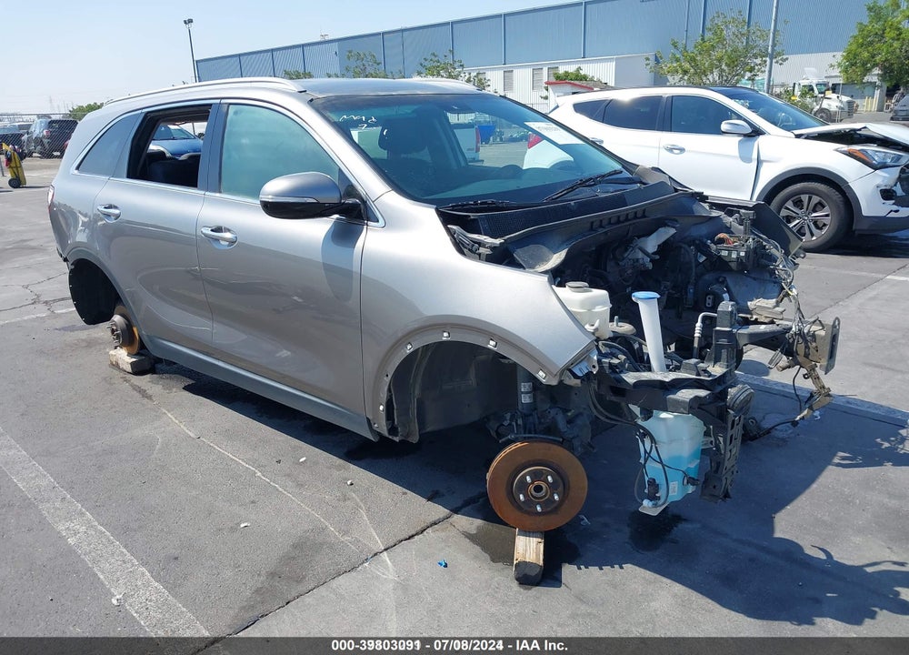 2016 KIA SORENTO 3.3L LX VIN: 5XYPG4A55GG182102