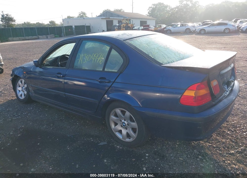 2003 BMW 325I VIN: WBAET37423NJ39266