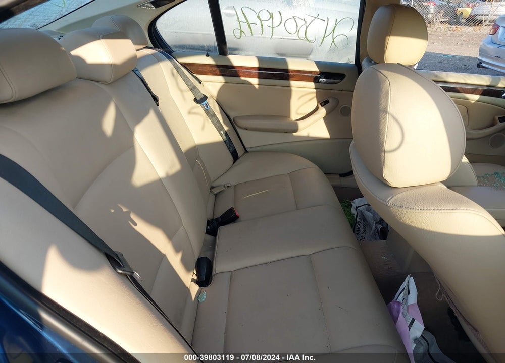 2003 BMW 325I VIN: WBAET37423NJ39266