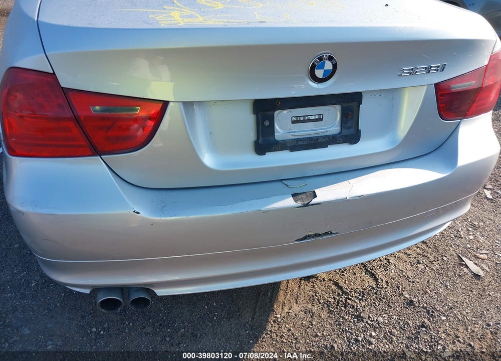 2009 BMW 328I VIN: WBAPH77579NM46001