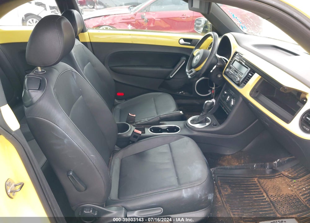 2012 VOLKSWAGEN BEETLE 2.5L VIN: 3VWJX7AT2CM635544