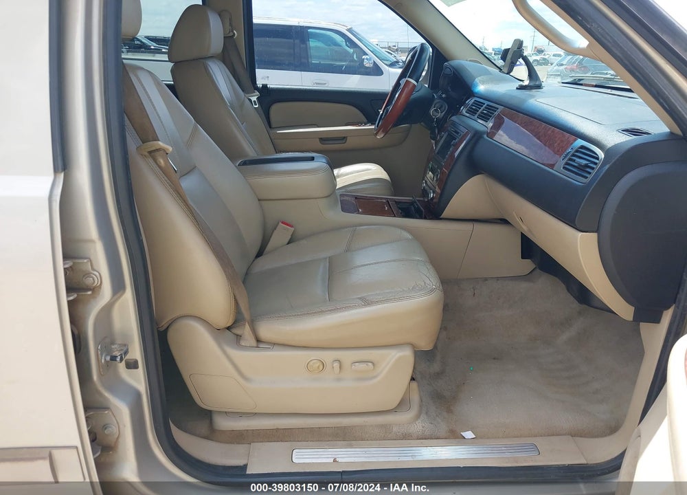 2007 CHEVROLET TAHOE LTZ VIN: 1GNFK13017R373258
