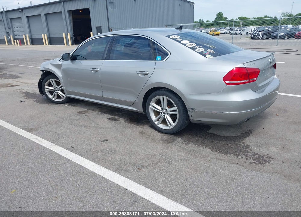 2014 VOLKSWAGEN PASSAT 2.0L TDI SEL PREMIUM VIN: 1VWCN7A32EC076838