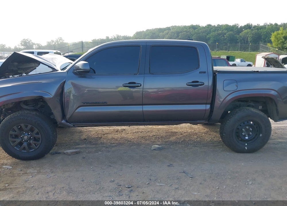 2017 TOYOTA TACOMA SR5 VIN: 5TFAX5GN0HX093166